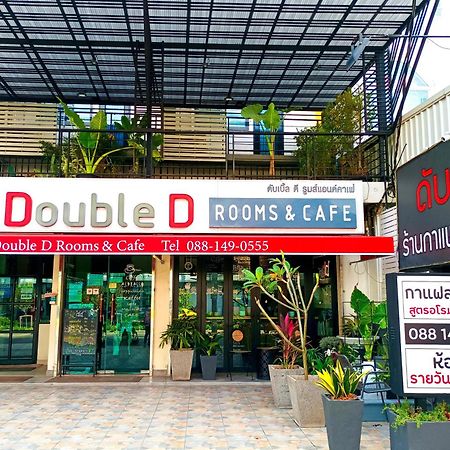 Double D Rooms & Cafe Bangkok Esterno foto